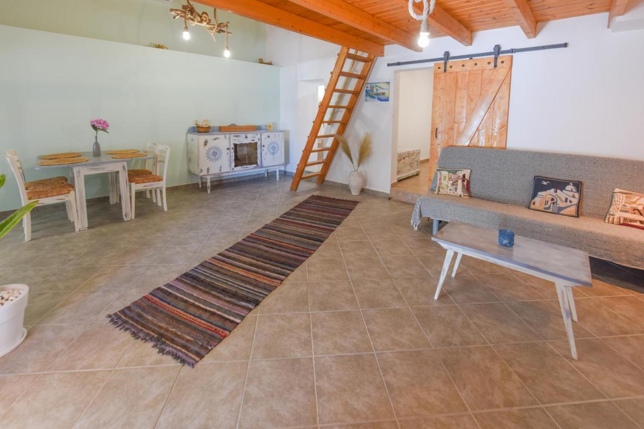 Merabello Beach House Poseidonion Extérieur photo